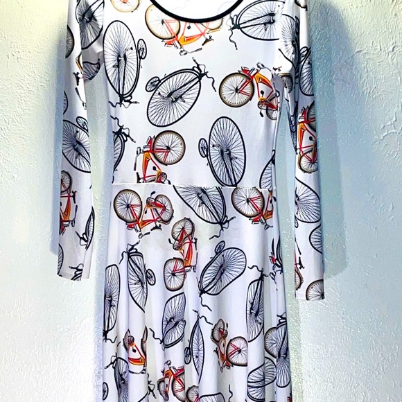 INSANITY Sz M Long Sleeve Dress All Over Design VTG Colorful BICYCLES WHEELERS - Picture 1 of 13